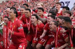 九游体育官网入口-阵容强大，英超夺冠热门表现耀眼