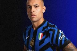 九游体育入口-那不勒斯主帅赞誉年轻球员，冲击金童奖