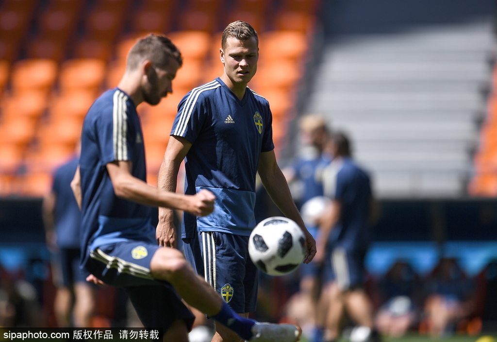 瑞典足球队训练设备升级，备战冠军之路的简单介绍