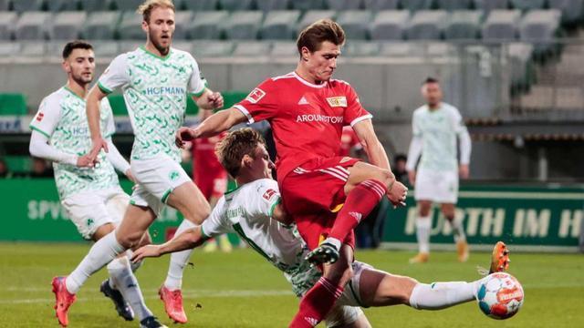 柏林联队在主场遭遇失利，球队状况堪忧的简单介绍