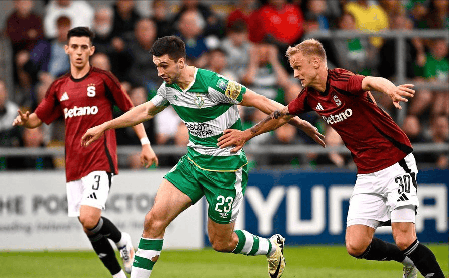 关于强强对决！欧洲足球联赛赛季首战精彩纷呈的信息