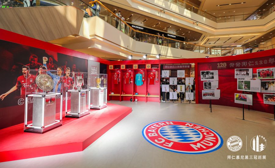 拜仁慰问遇难球迷家属，集体沉痛哀思