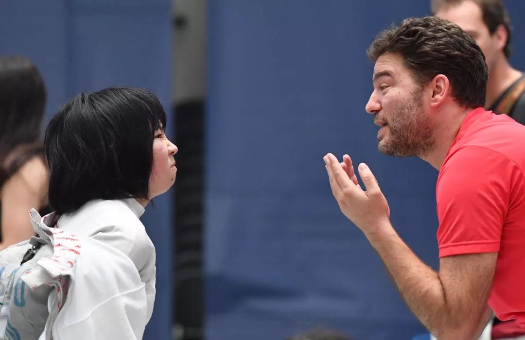 奥地利教练因团队合作遭到质疑