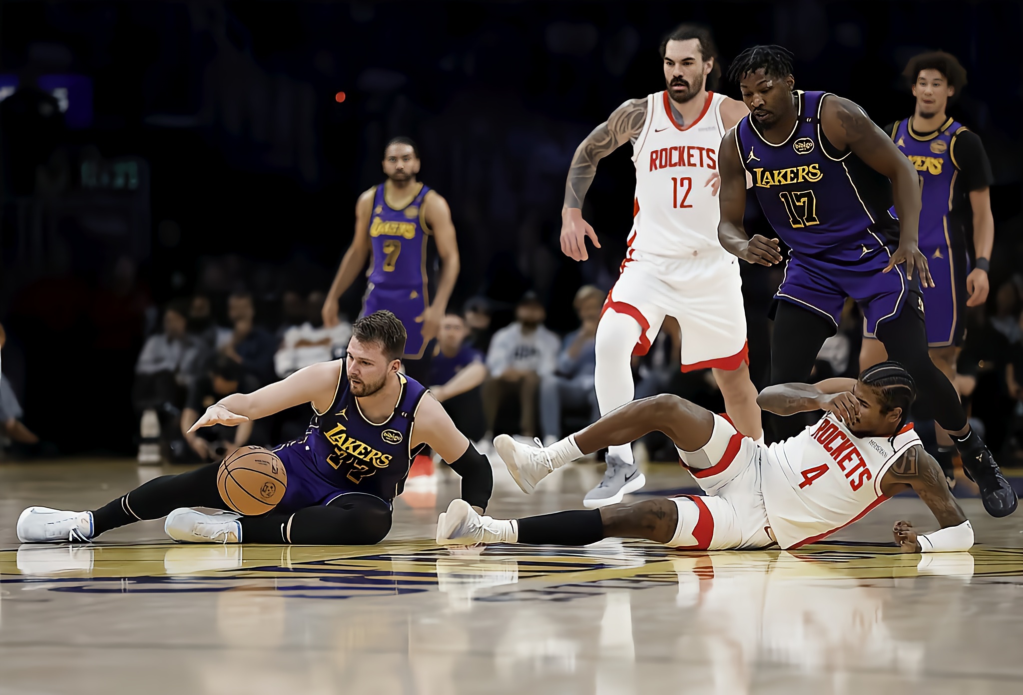 关于火箭无伤在身，湖人客场轻取胜利的信息