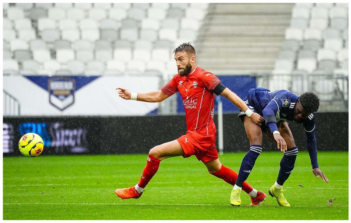 里昂客场战胜波尔多，继续保持势头的简单介绍