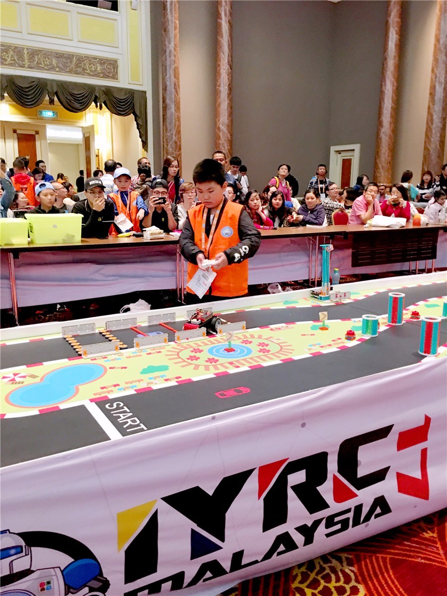 墨西哥射击选手沉着应对,斩获奖杯的简单介绍 墨西哥射击选手沉着应对,斩获奖杯的简单介绍